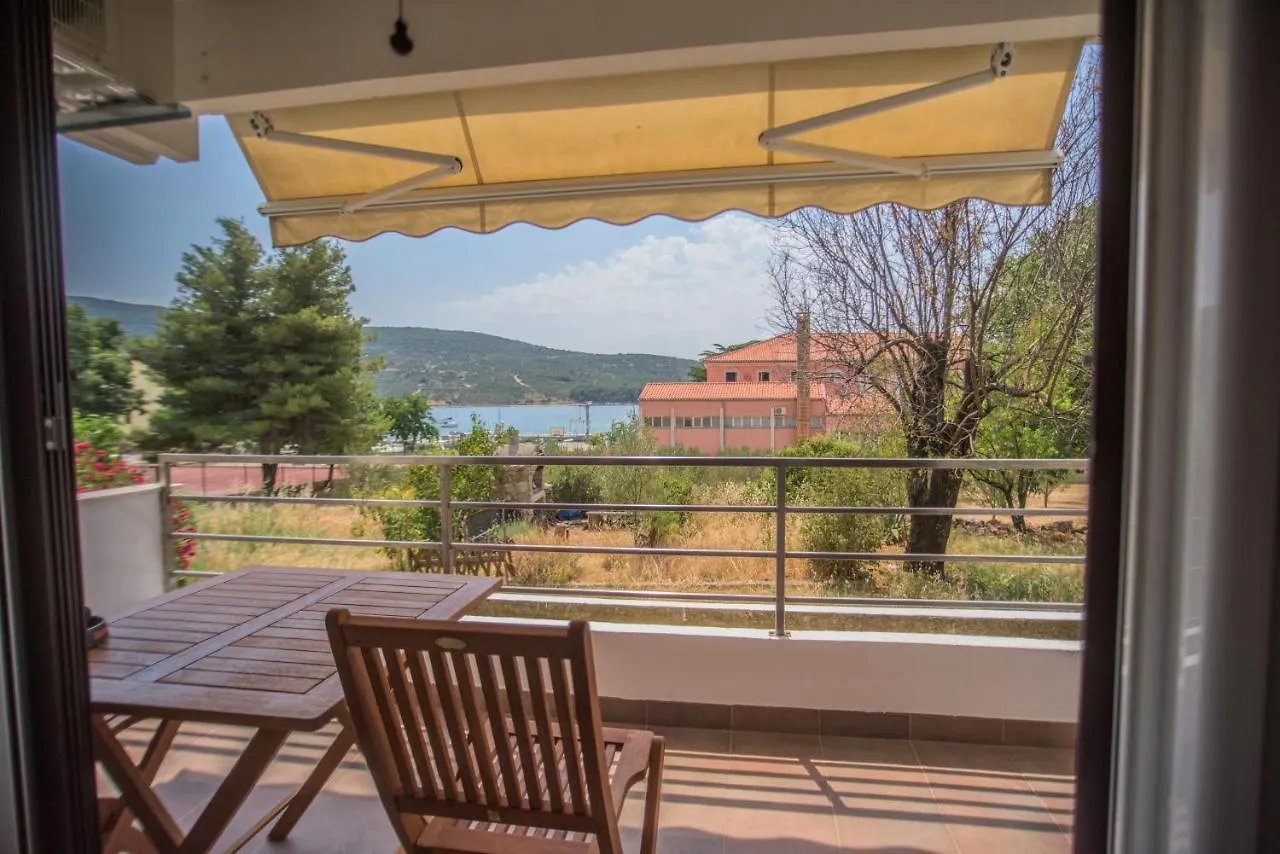Sunset Place Apartment Cres